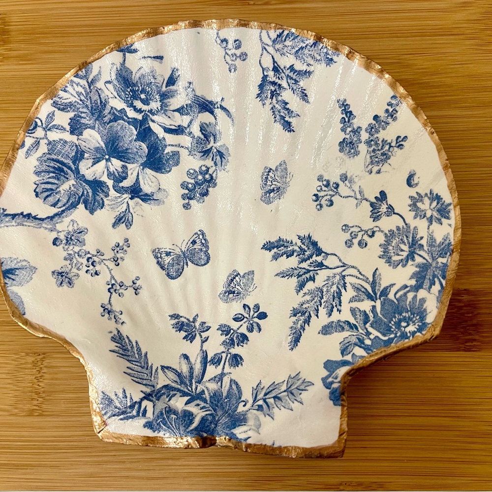 Large Scallop Shell Jewelry Dish